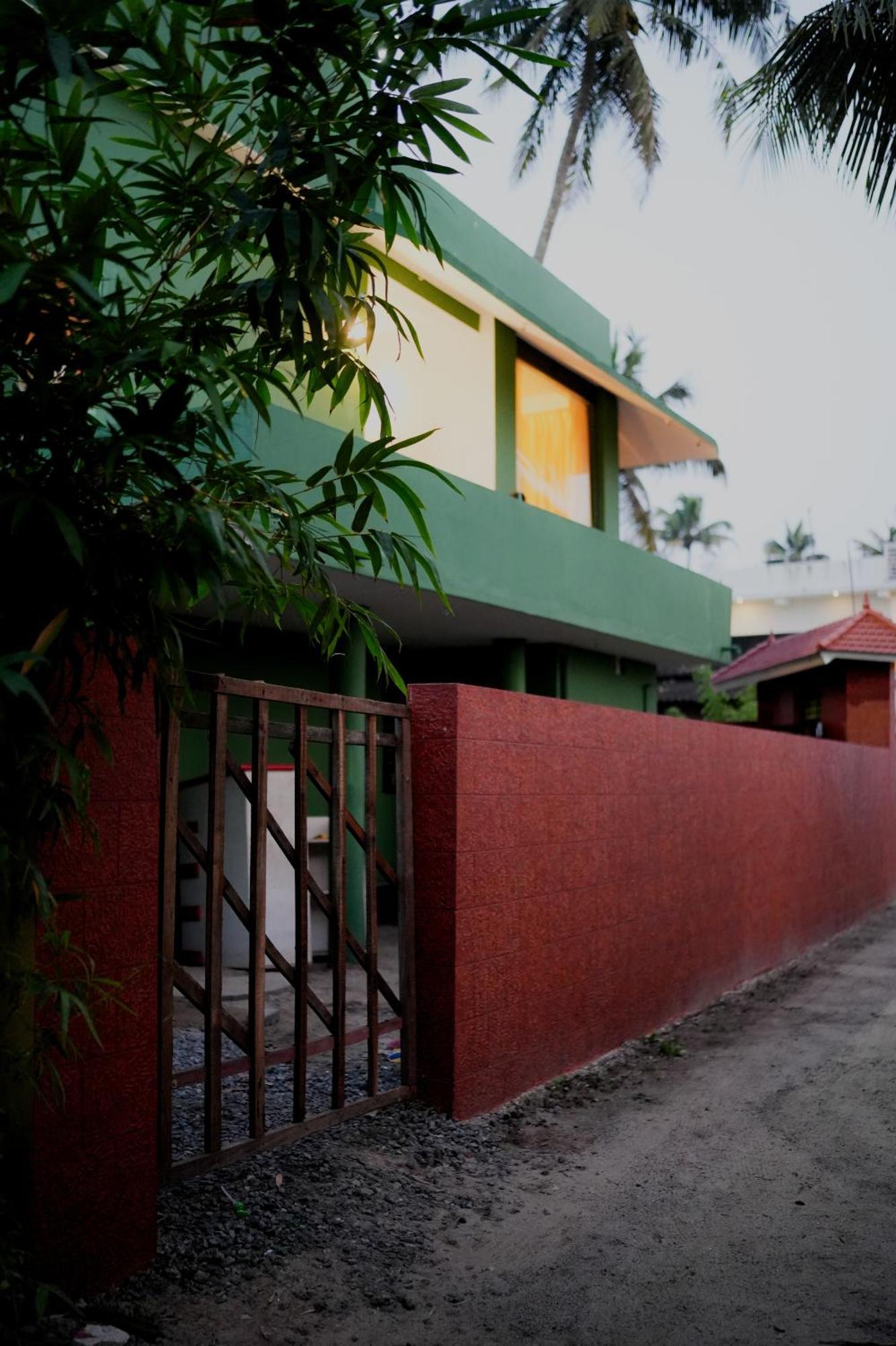 Summer Beach House Alleppy Beach Alappuzha Exterior photo